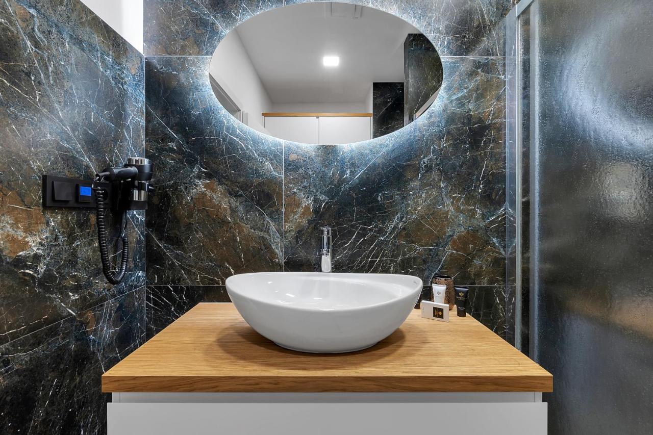 Novy Designovy Apartman S Klimatizaci Rychnov nad Kneznou Exterior foto